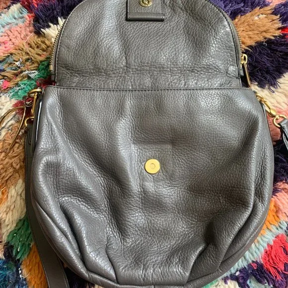 Marc by Marc Jacobs Gray Q Natasha Crossbody Bag - Picture 3 of 5